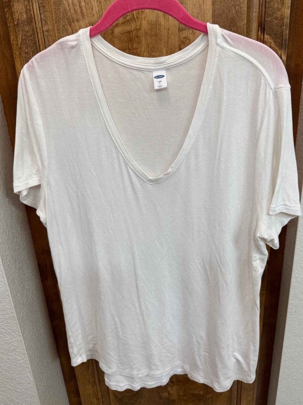Old Navy White V-Neck Luxe Short Sleeve Tee Size Large